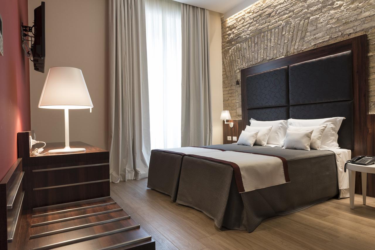 Luxury Double Room Extra Bed