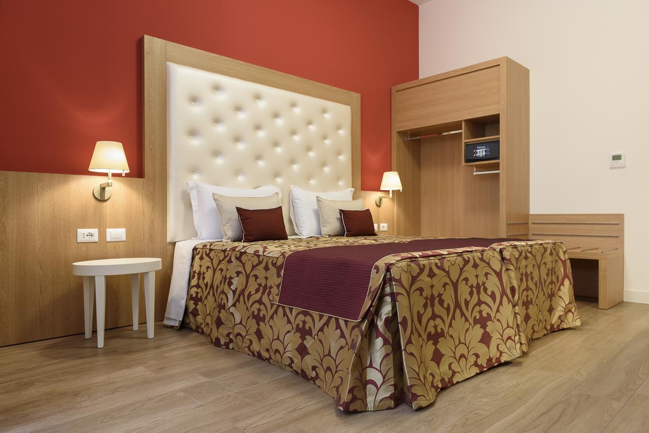 Deluxe Double Room Extra Bed
