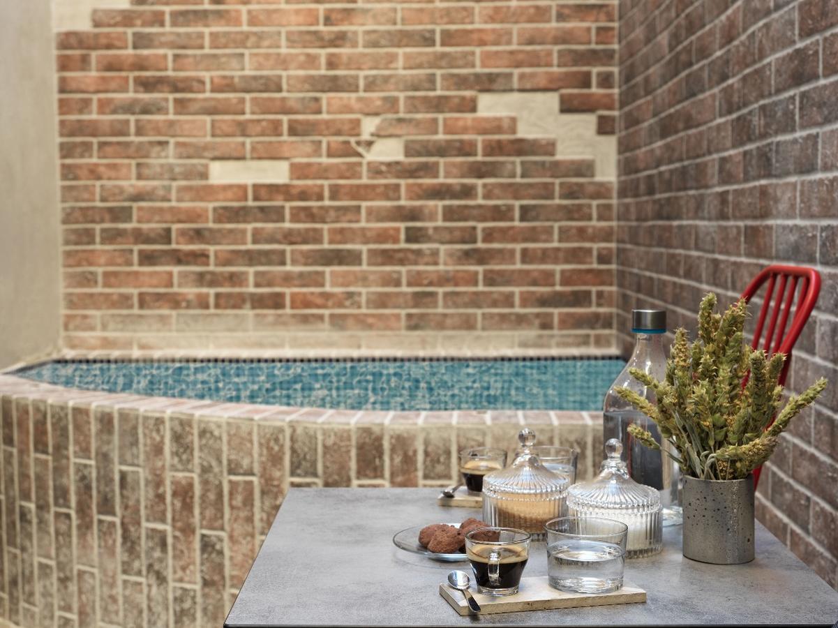 Urban Suite Private Patio