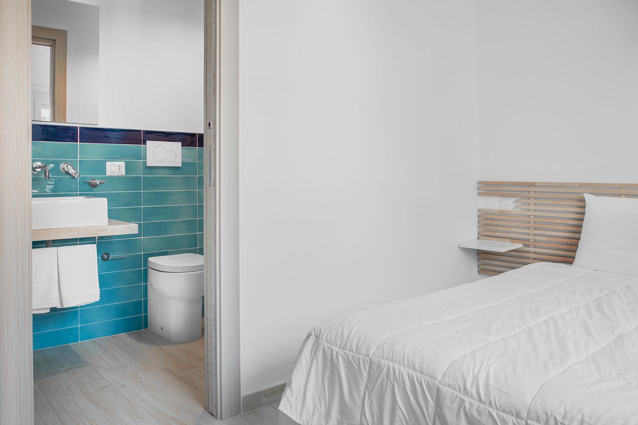 Single Room French Bed