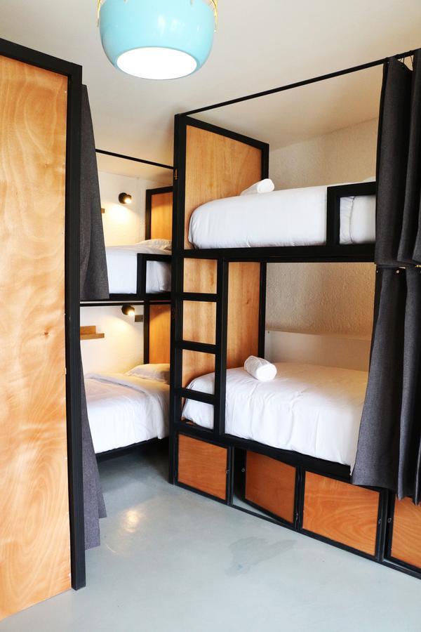 Bed 14-Bed Mixed Dormitory Room