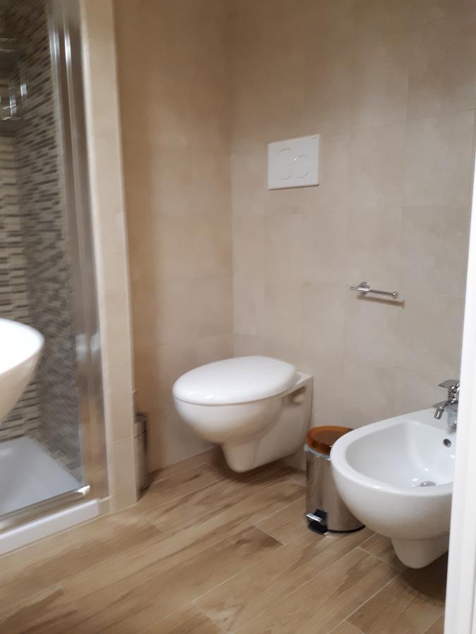Double or Twin Room Private Bathroom