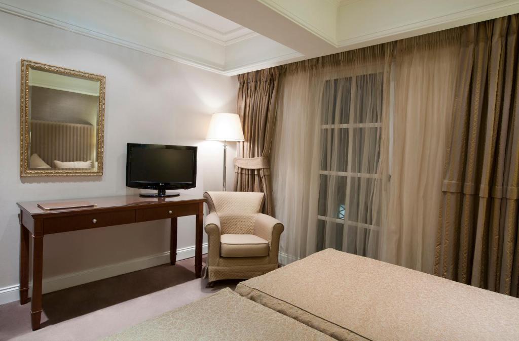 Standard Double or Twin Room