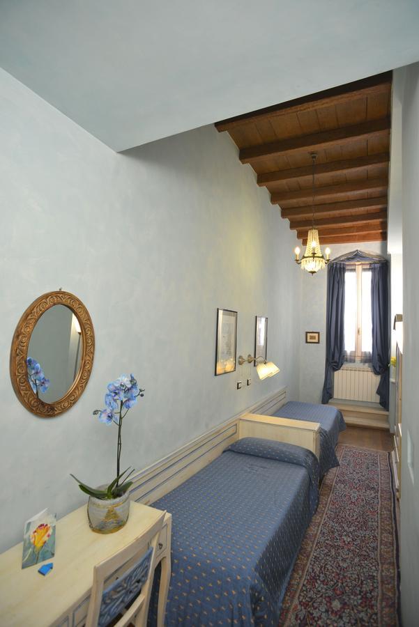 Twin Room Private Bathroom