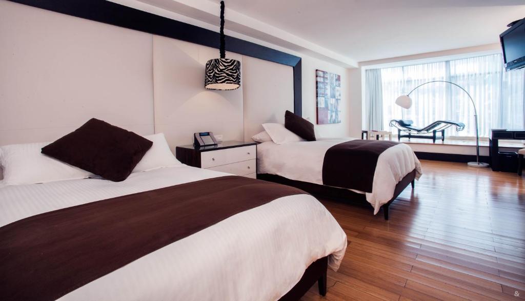 Junior Suite Two Queen Beds