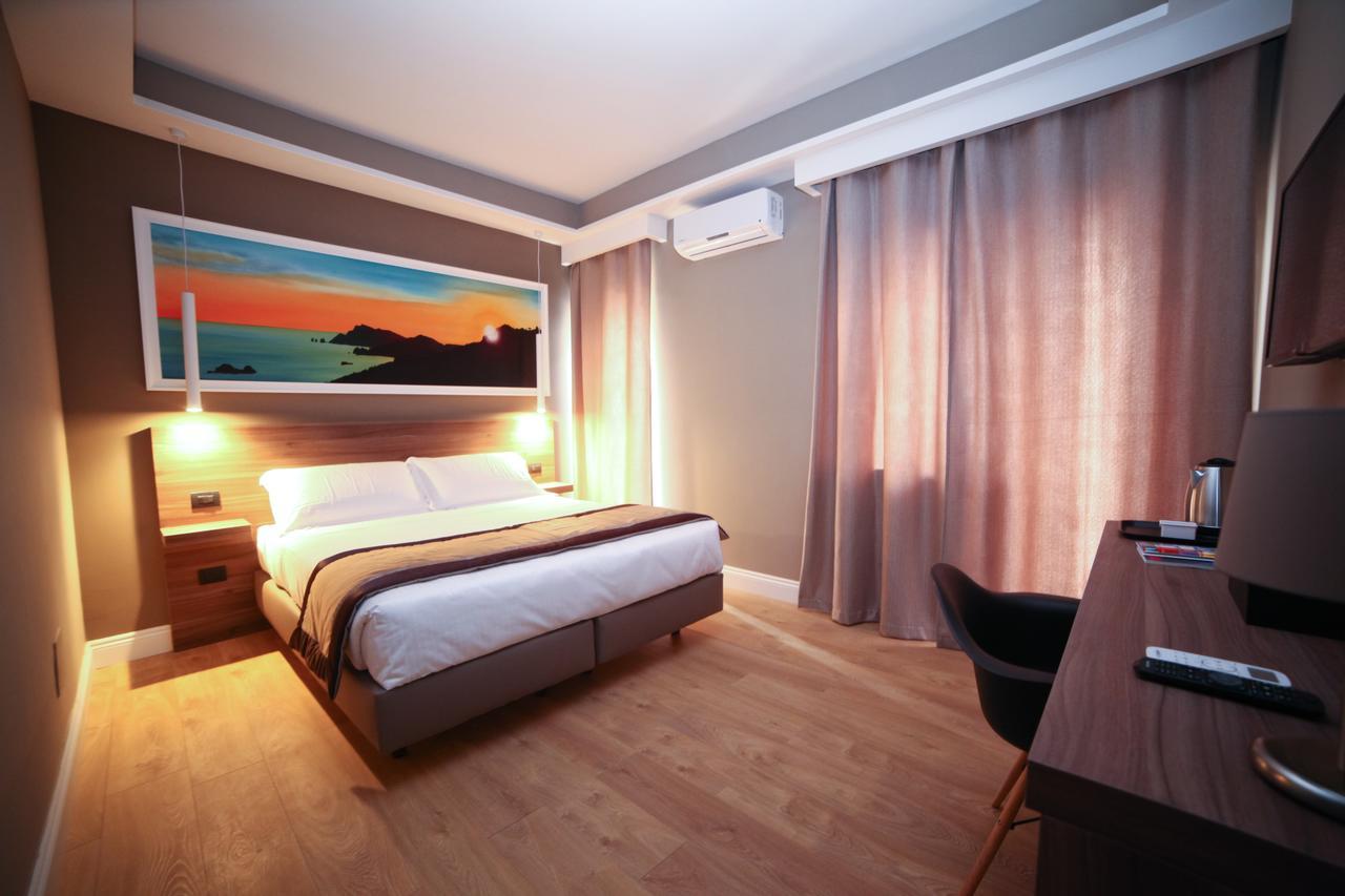 Deluxe Double or Twin Room Balcony