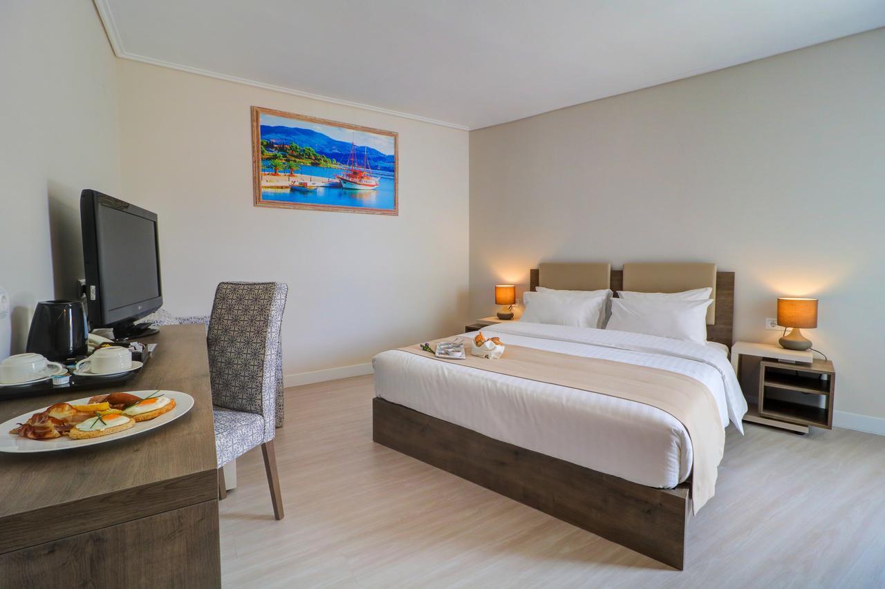 Superior Room Side Sea View