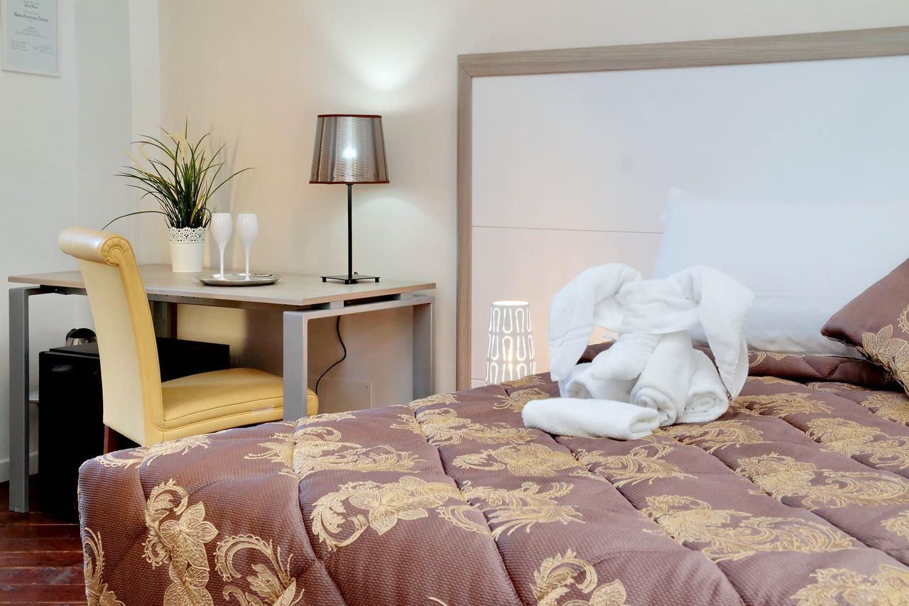 Deluxe Double or Twin Room Garden View