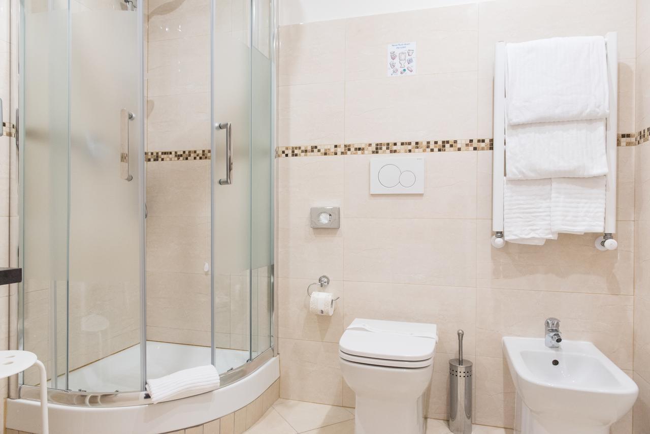 Classic Triple Room