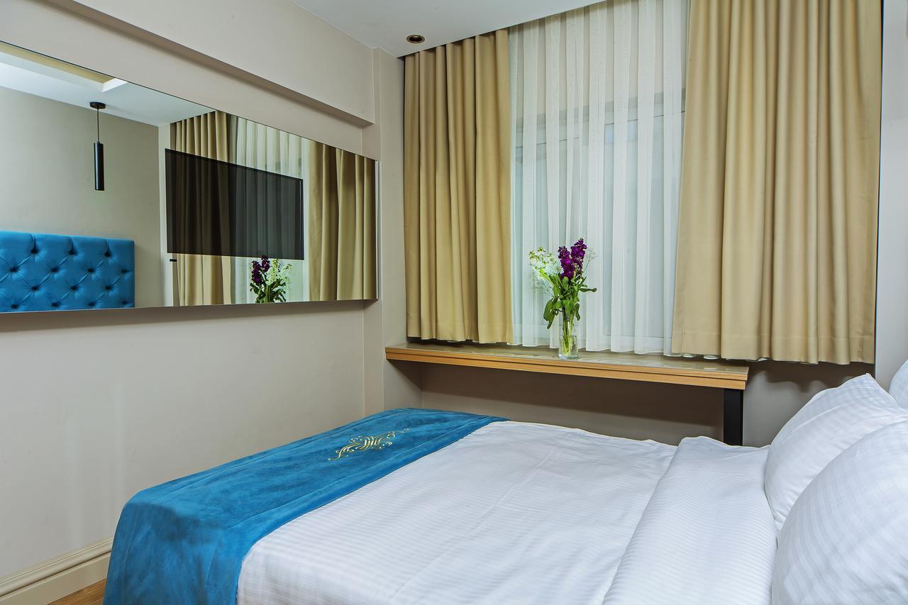 Large Single Room