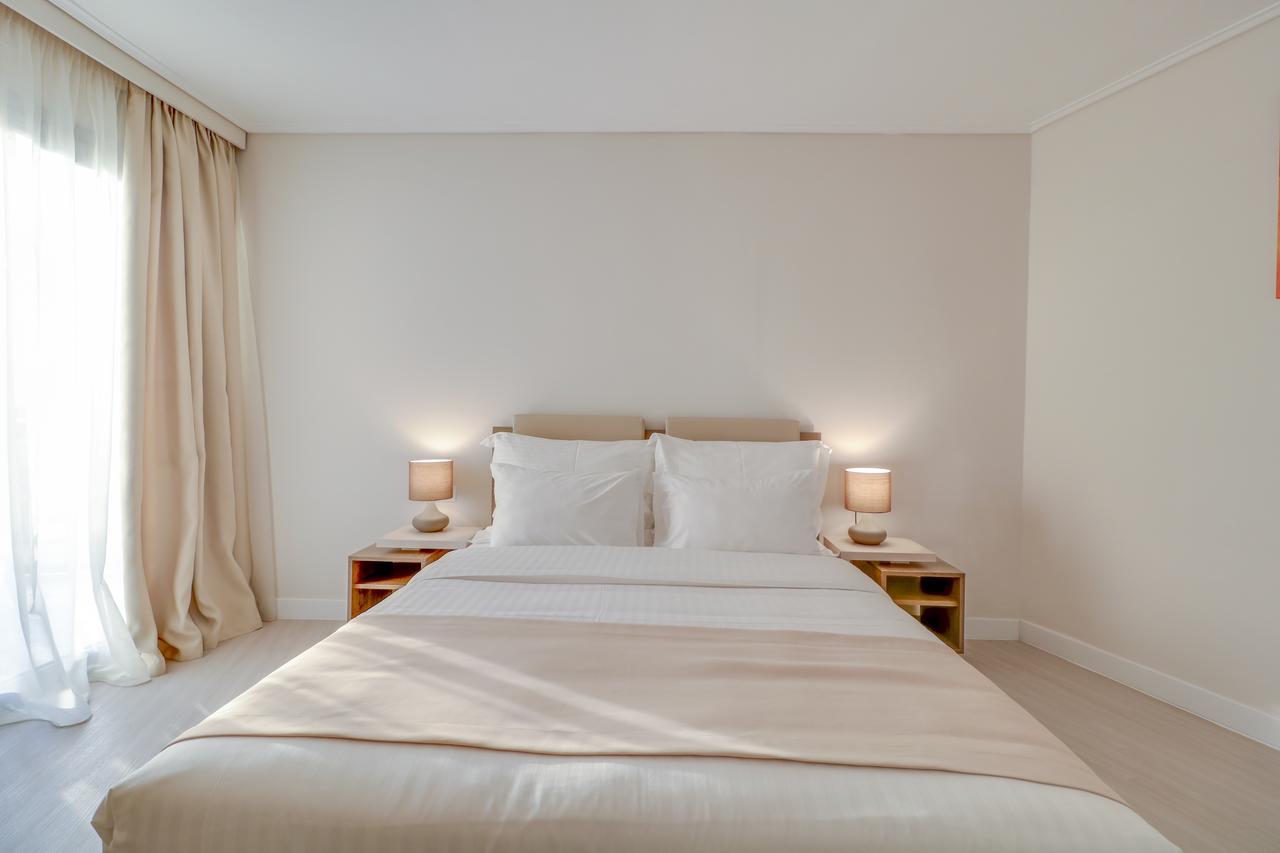 Superior Room Side Sea View