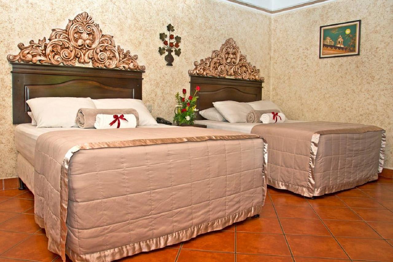 Twin Room Private Bathroom