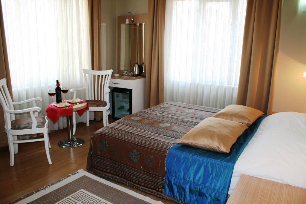 Double or Twin Room,65851039:JPEG