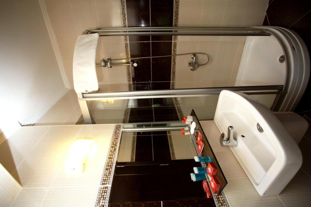 Standard Double Room,213220121:JPEG