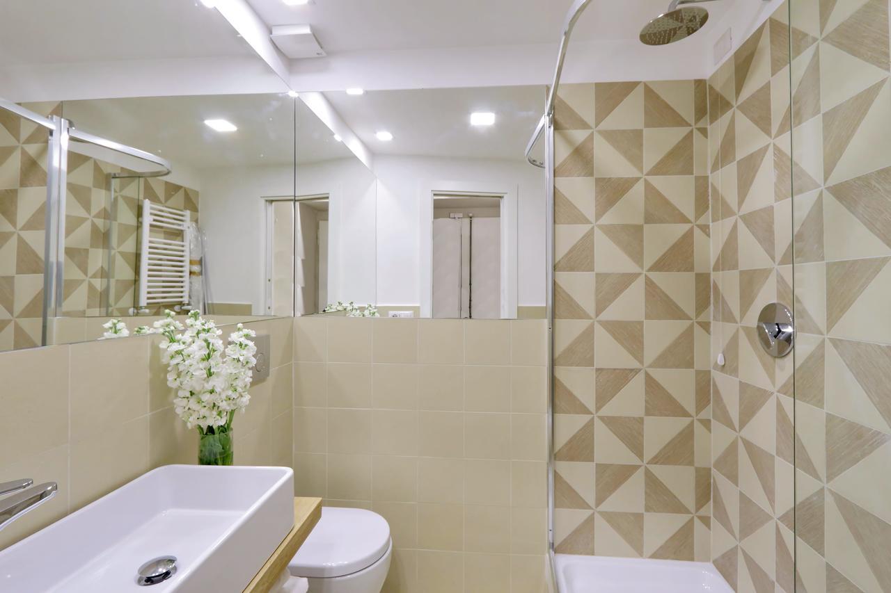 Two-Bedroom Apartment V San Giovanni Laterano 250