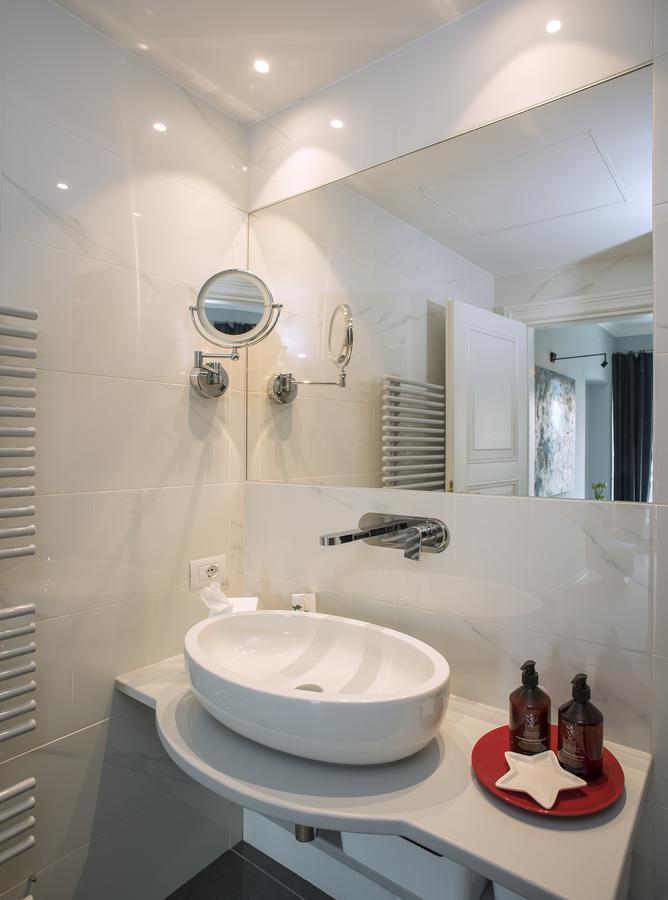 Executive Suite City View