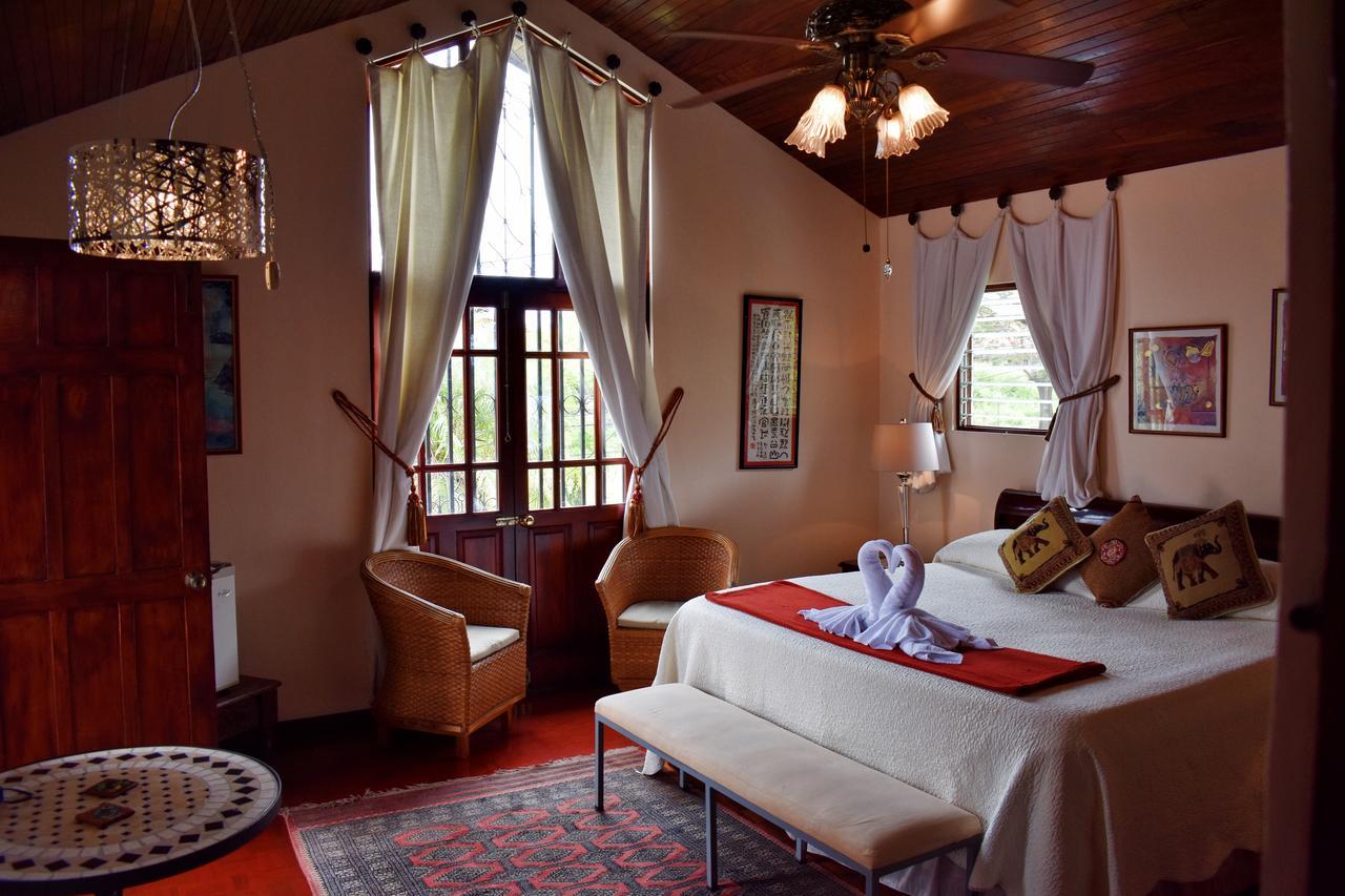 Royal King Room