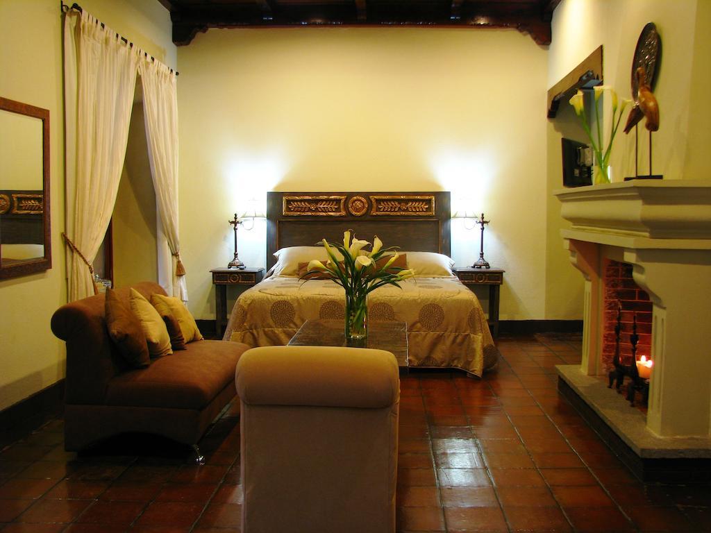 Deluxe King Suite