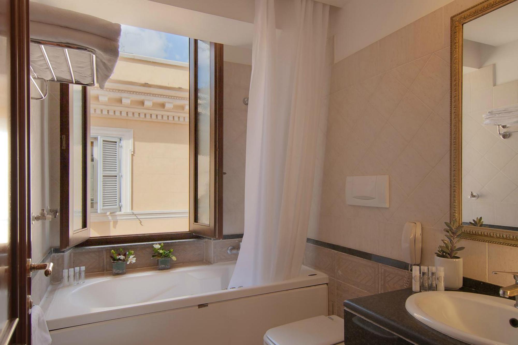 Classic Double or Twin Room