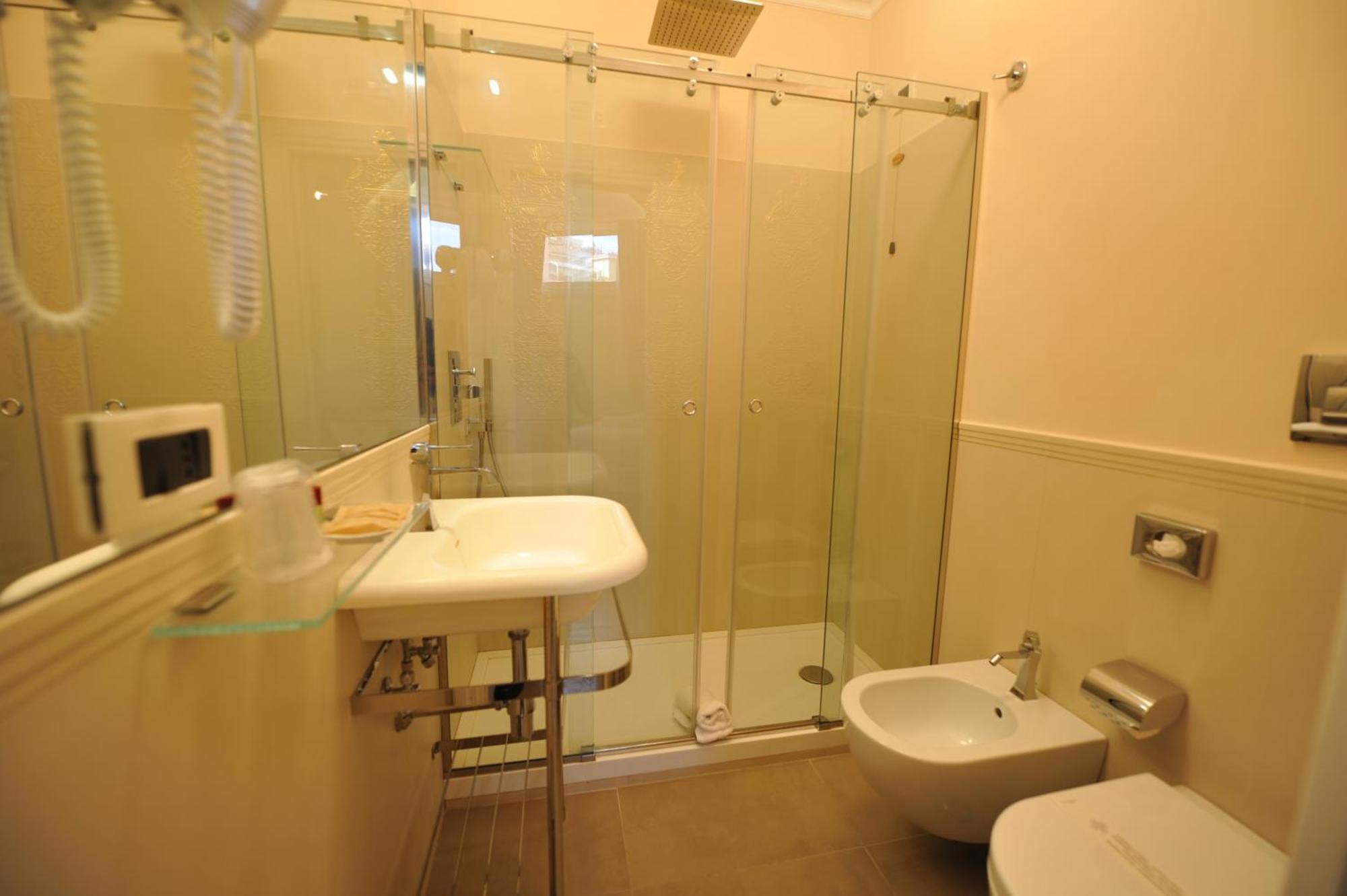 Economy Double or Twin Room