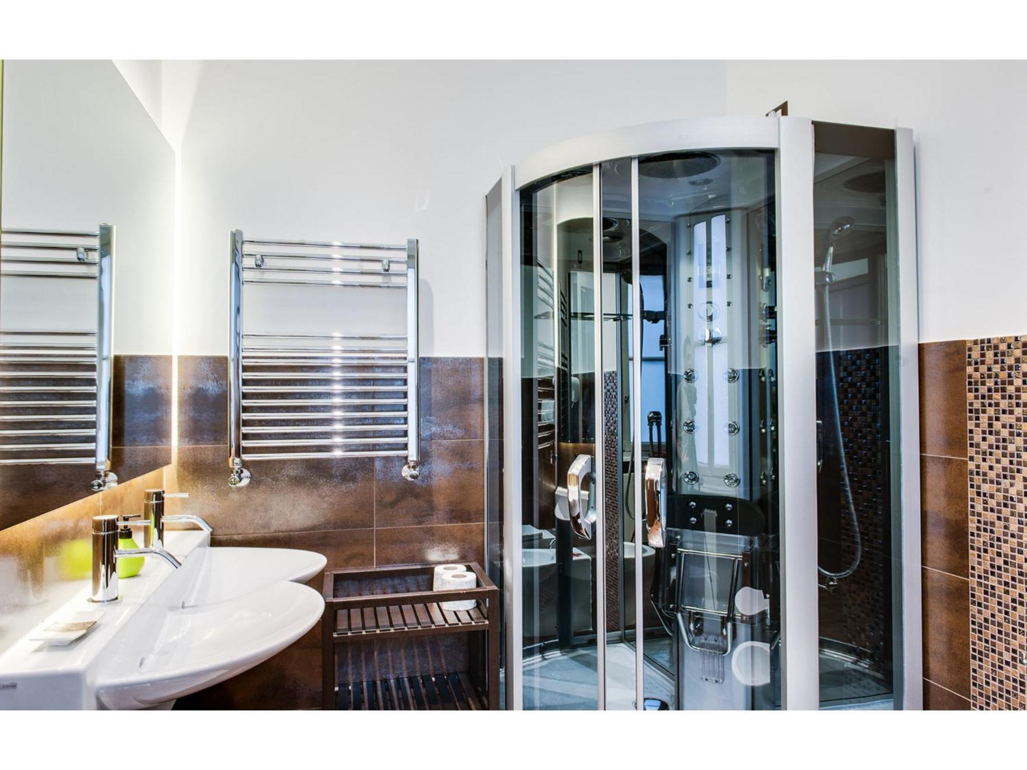 Luxury Triple Room