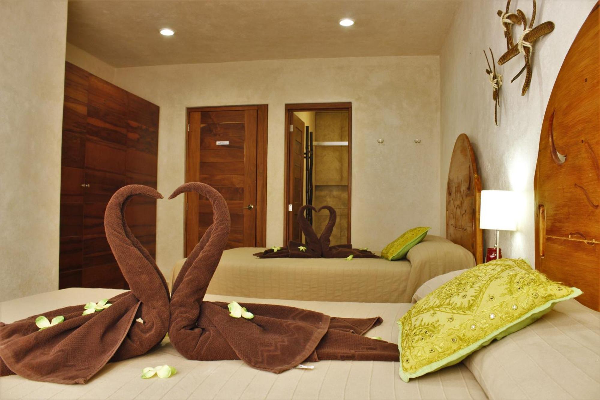 Deluxe Quadruple Room