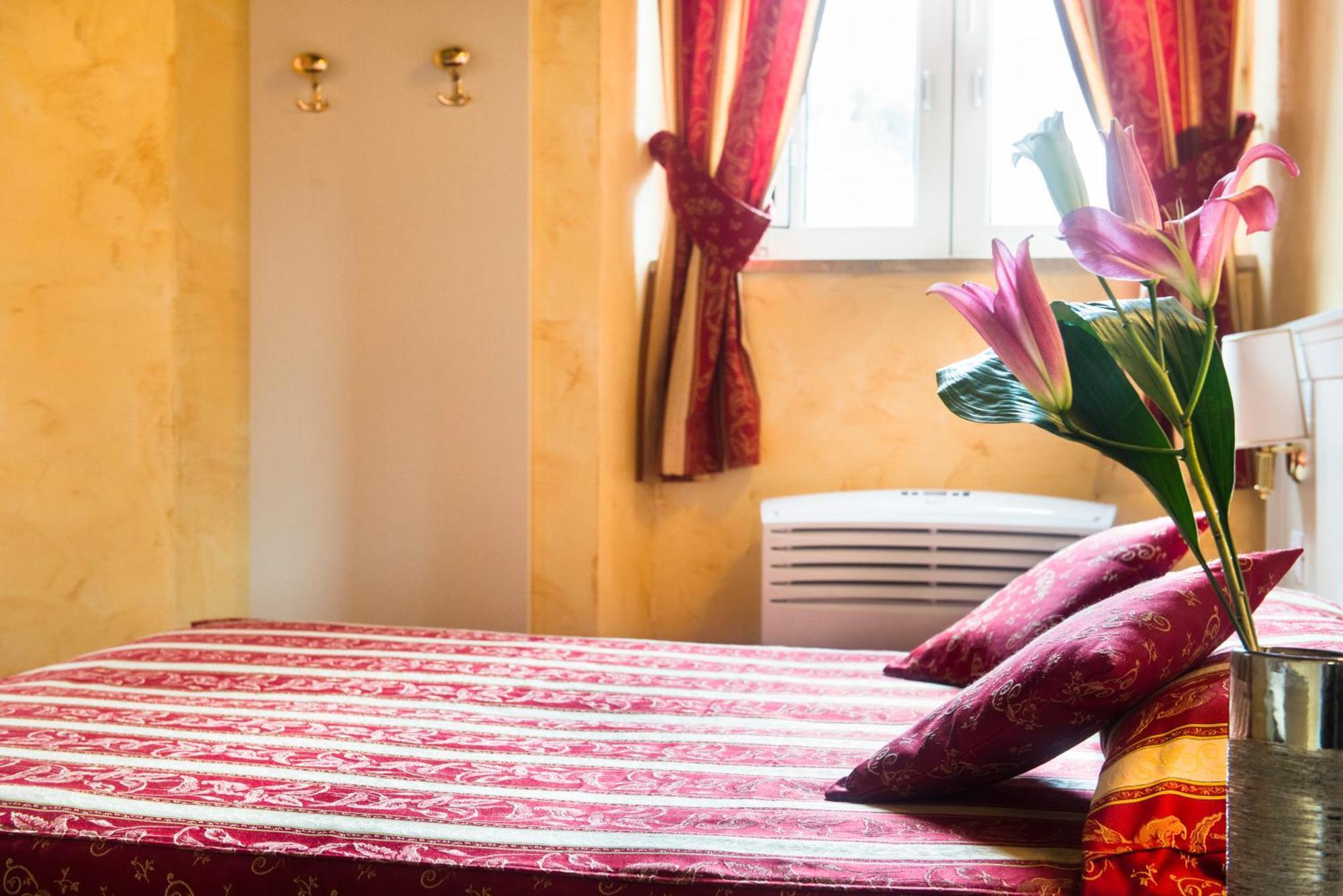 Classic Double or Twin Room