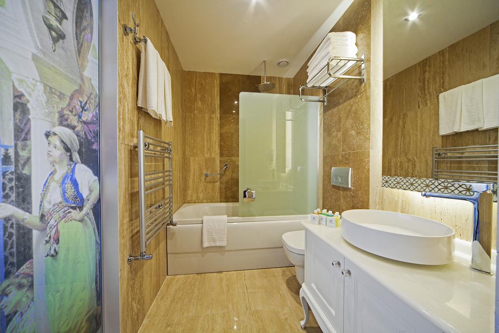 Economy Double or Twin Room
