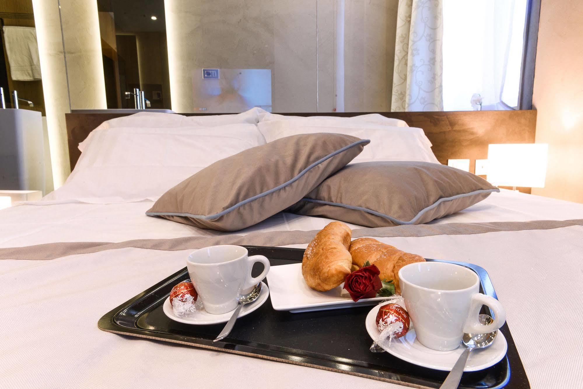 Junior Suite City View