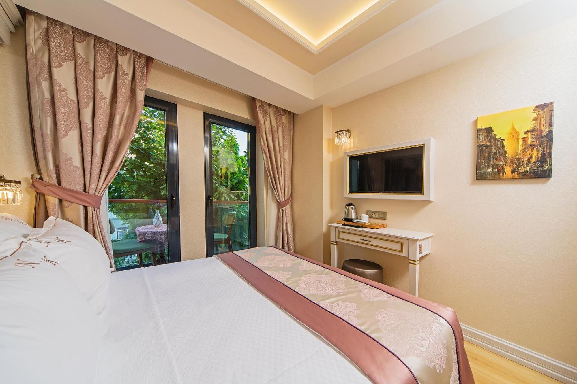 Double Room with Balcony
