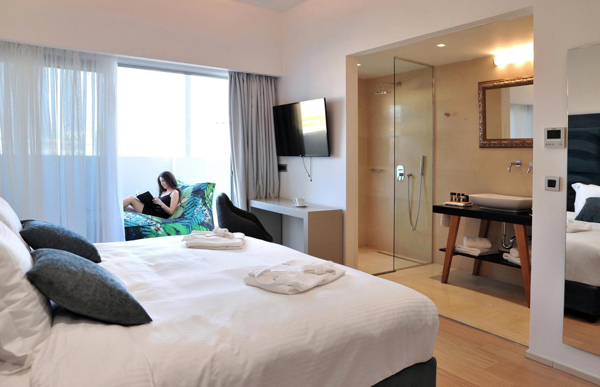 Executive Double or Twin Room Private Veranda