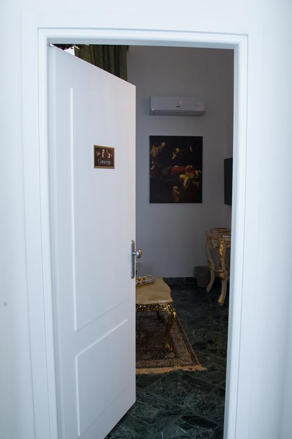 Deluxe Queen Suite