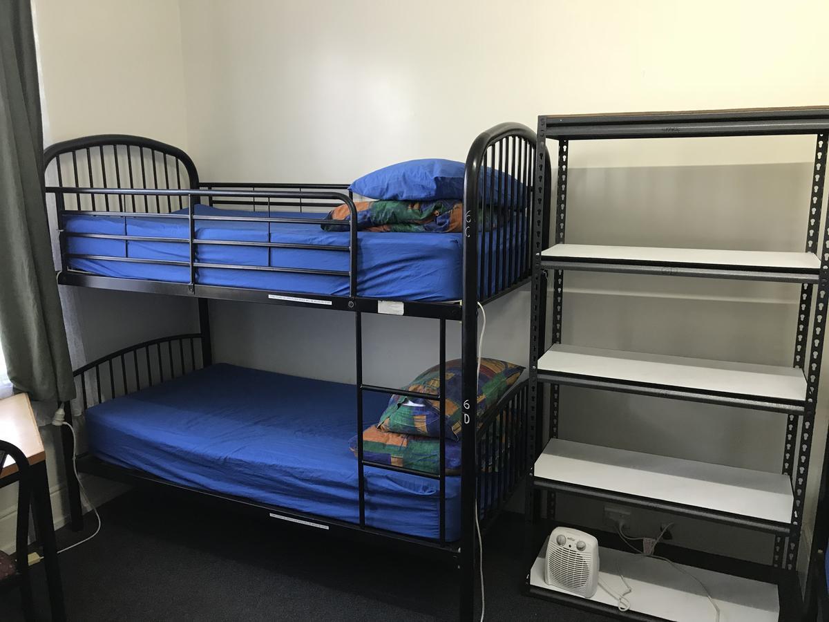 Bed 8-Bed Female Dormitory Room
