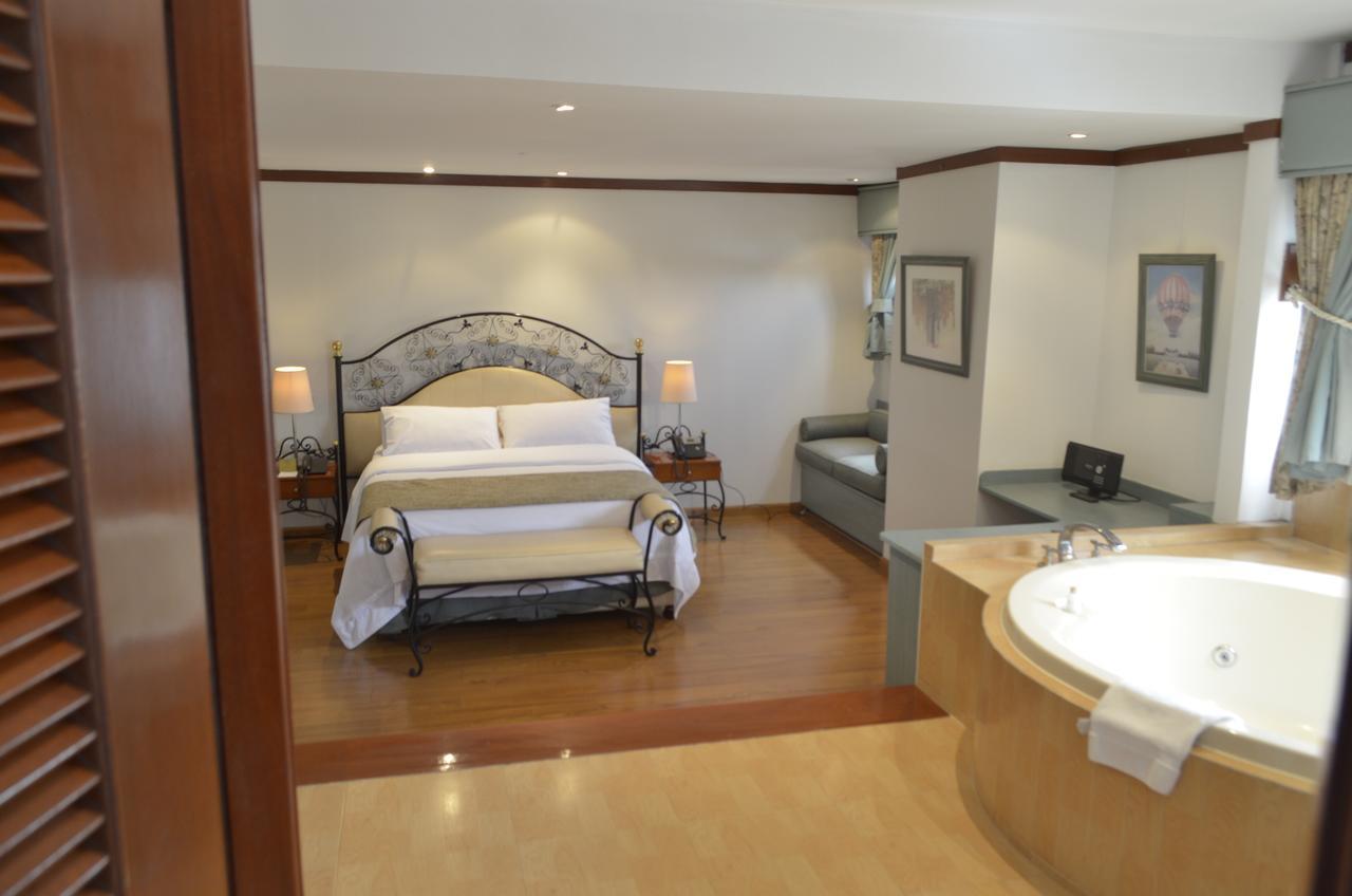 Suite Hot Tub