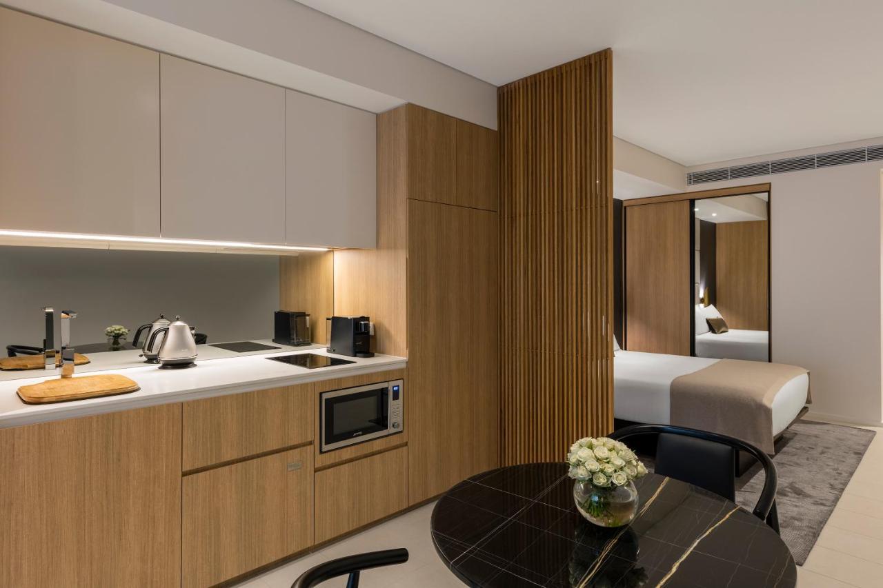 Deluxe Studio Suite