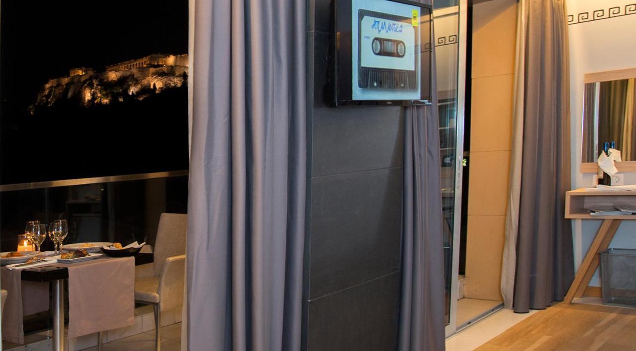 Acropolis Corner Suite Balcony Jetted tub