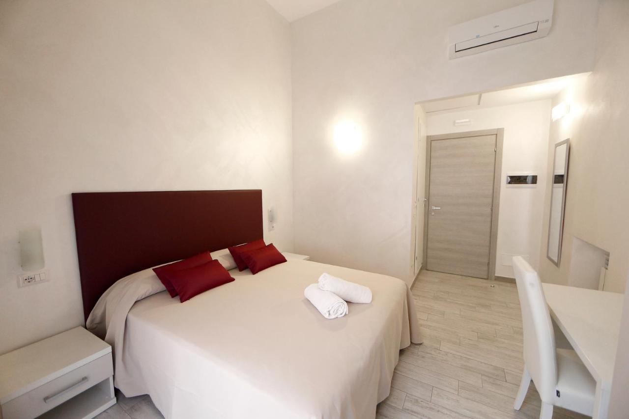 Double or Twin Room Private Bathroom