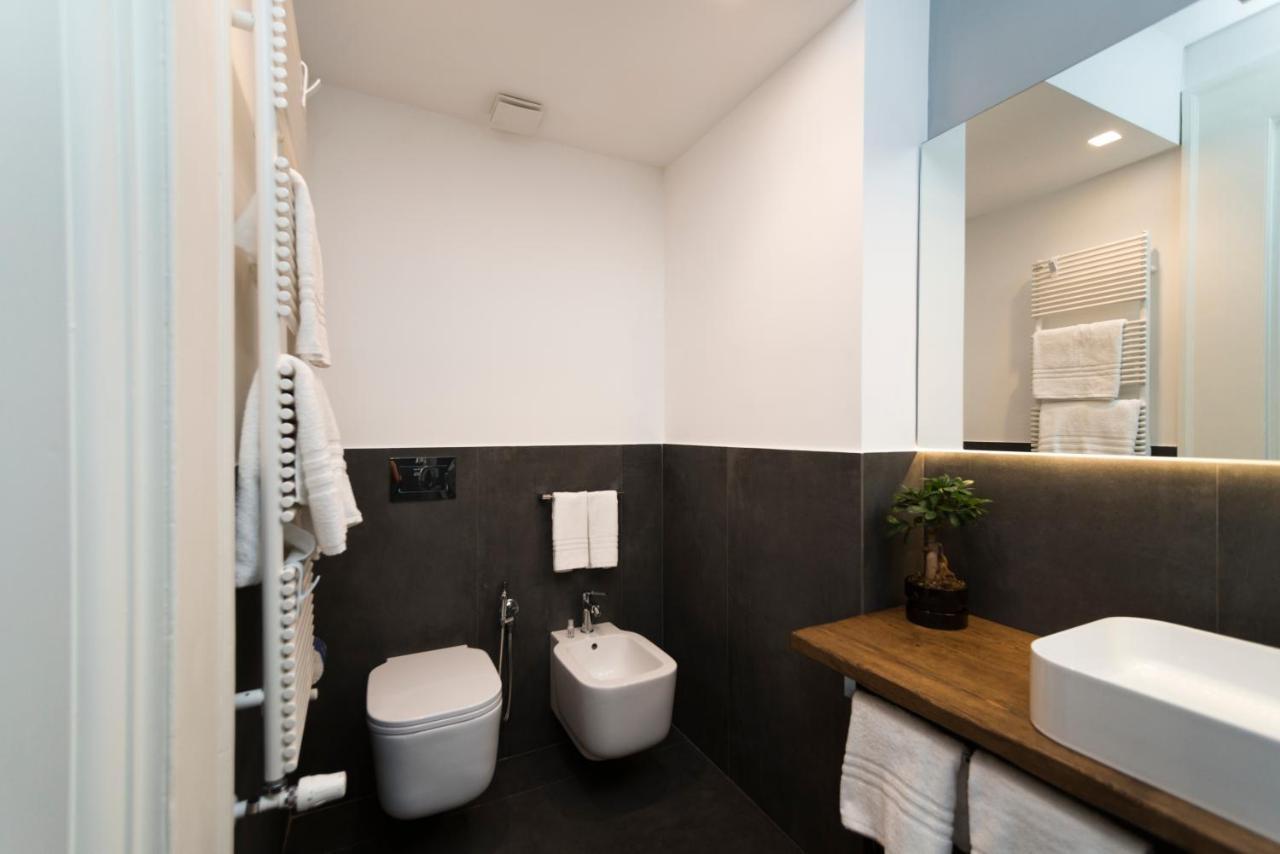 King Suite Bath