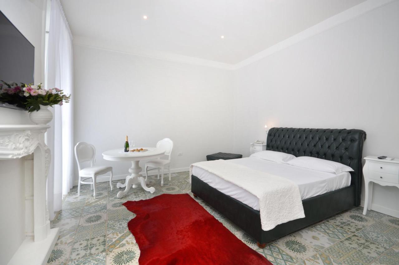 Queen Suite Spa Bath