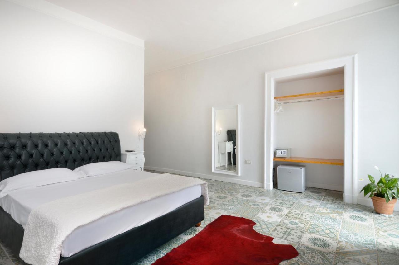 Queen Suite Spa Bath