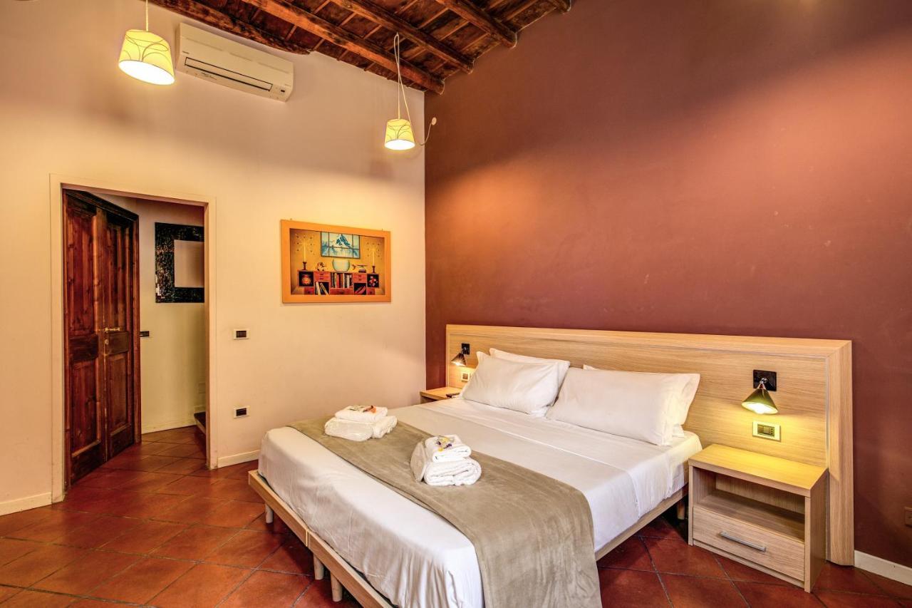 Deluxe Double Room Shower