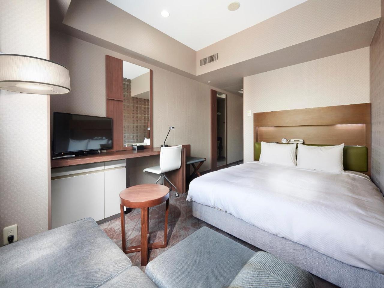 Deluxe Double Room Smoking