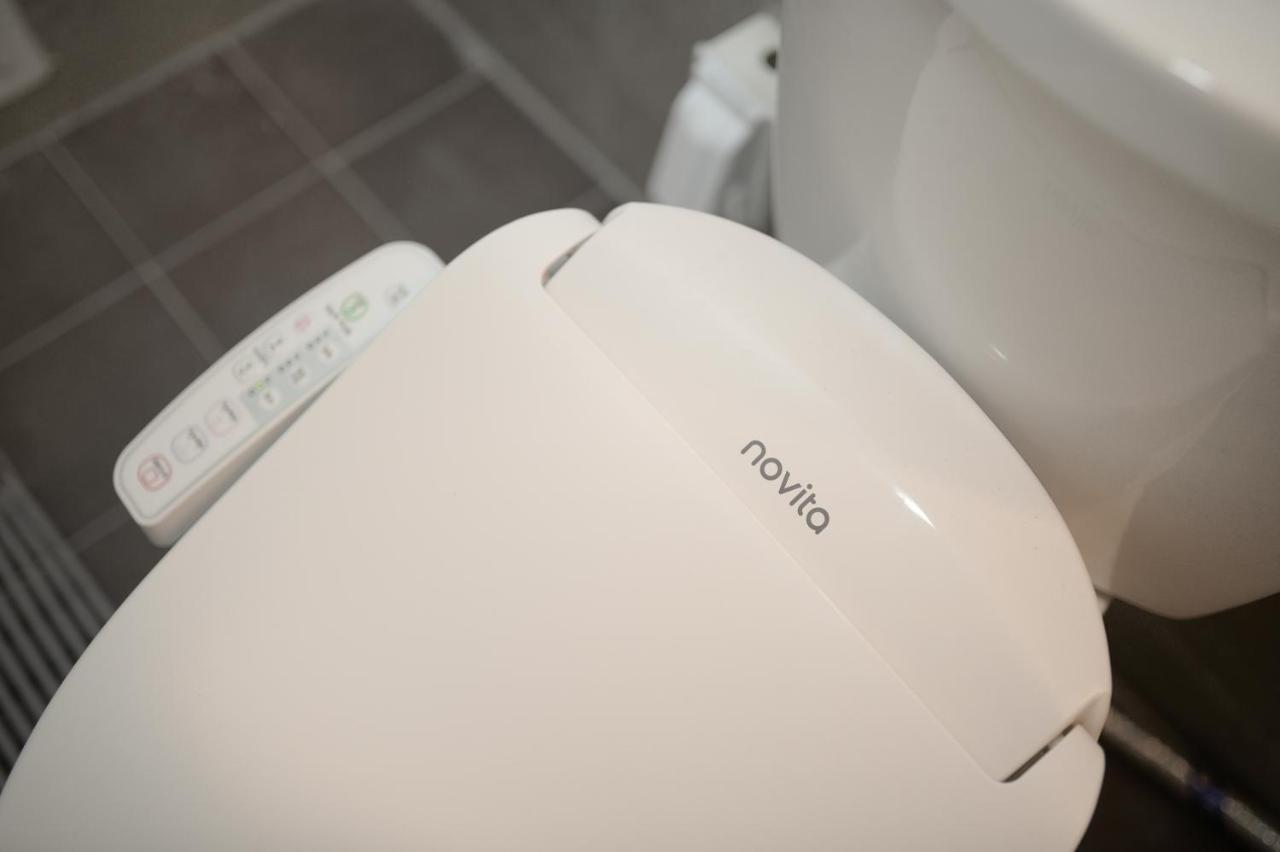 Deluxe Family Room,1258525765:JPEG