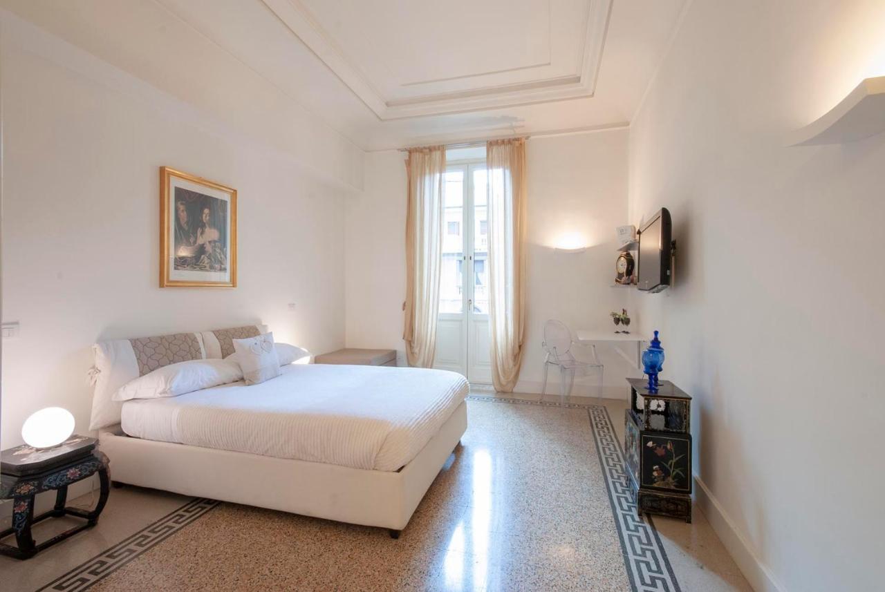 Double or Twin Room Private External Bathroom N14,587127819:JPEG
