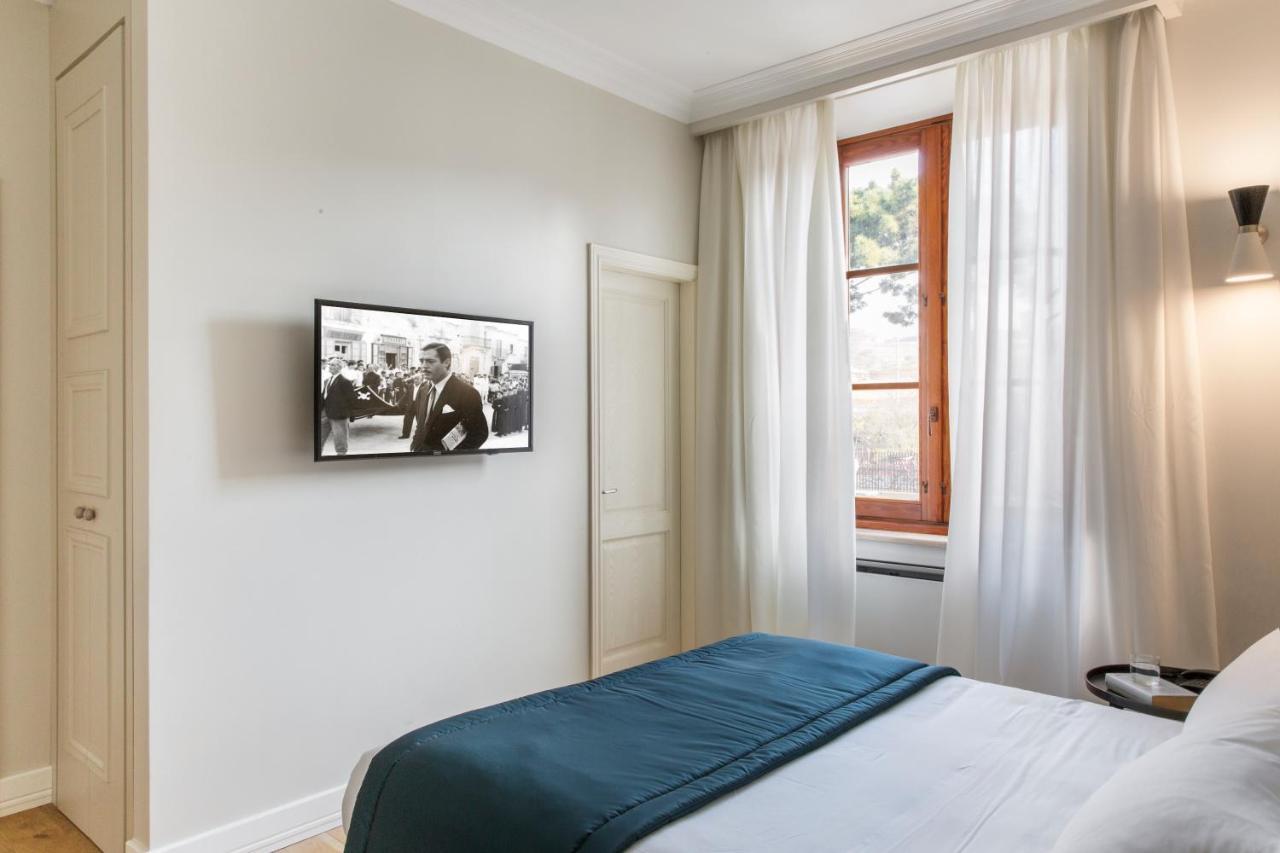 Superior Family Room