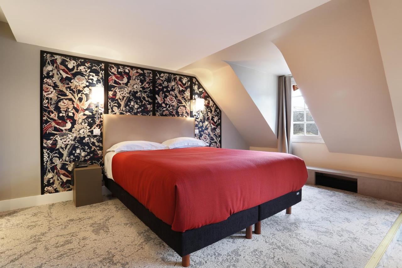 Suite with Balcony