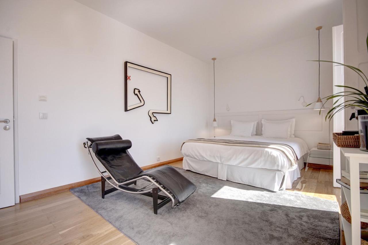Luxury Suite Panoramic River City View