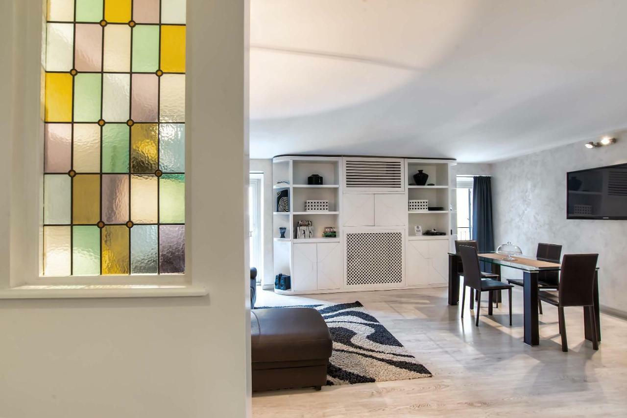 One-Bedroom Apartment Split Level