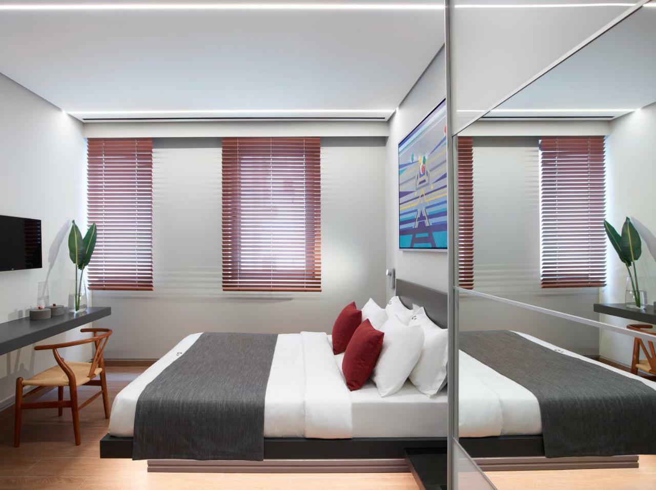 Deluxe Two-Bedroom Suite