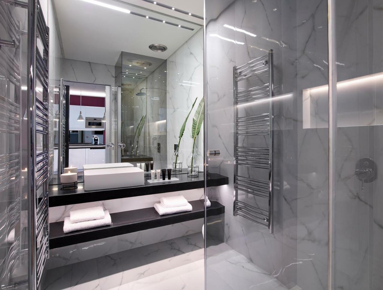 Grand Two-Bedroom Suite Balcony